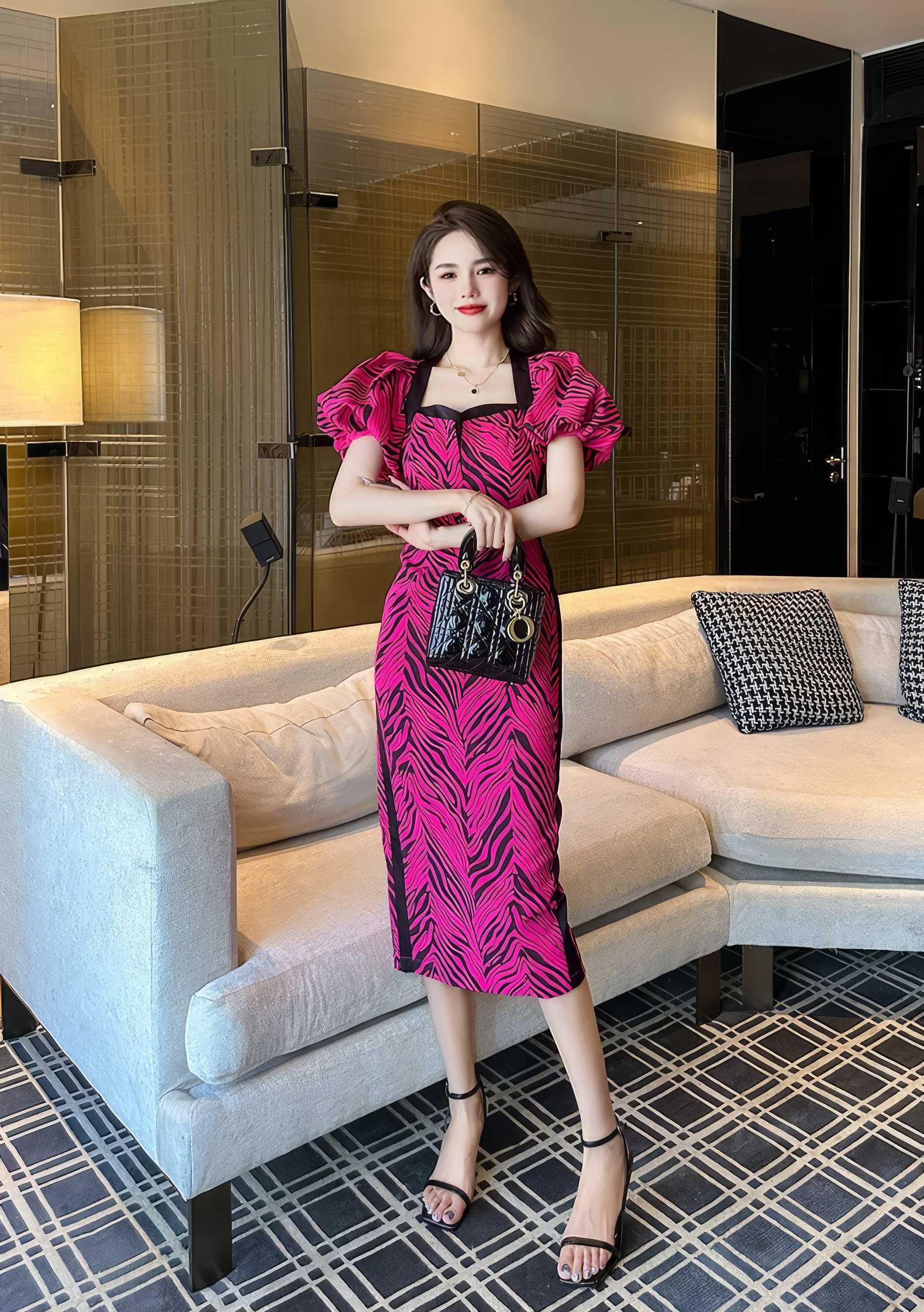 Puffy Sleeves Animal Print Midi Column Dress