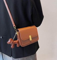 Retro Vegan Leather Crossbody Sling Bag Caramel / Large