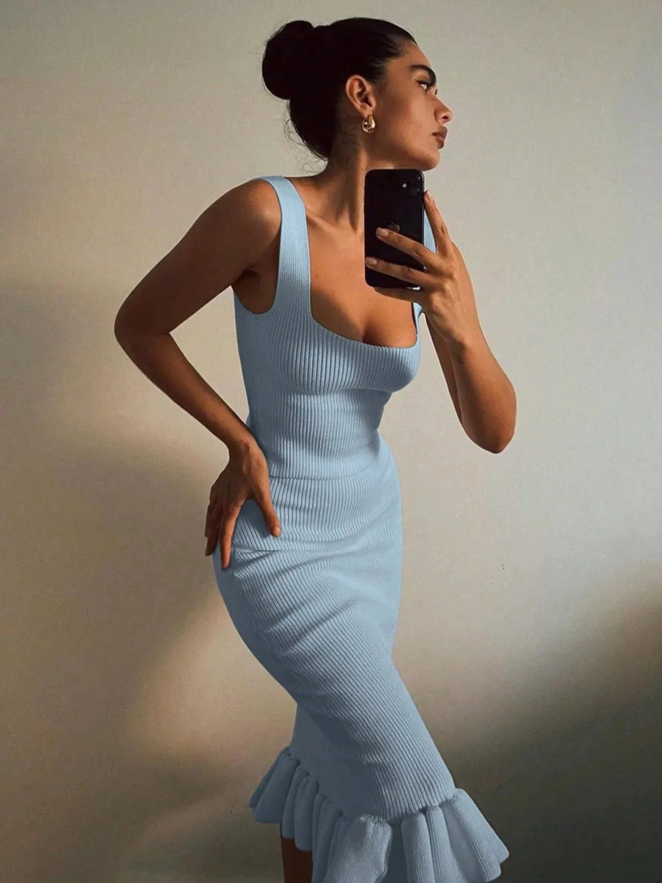 Ribbed Knit Bodycon Mermaid Dress with Ruffle Hem