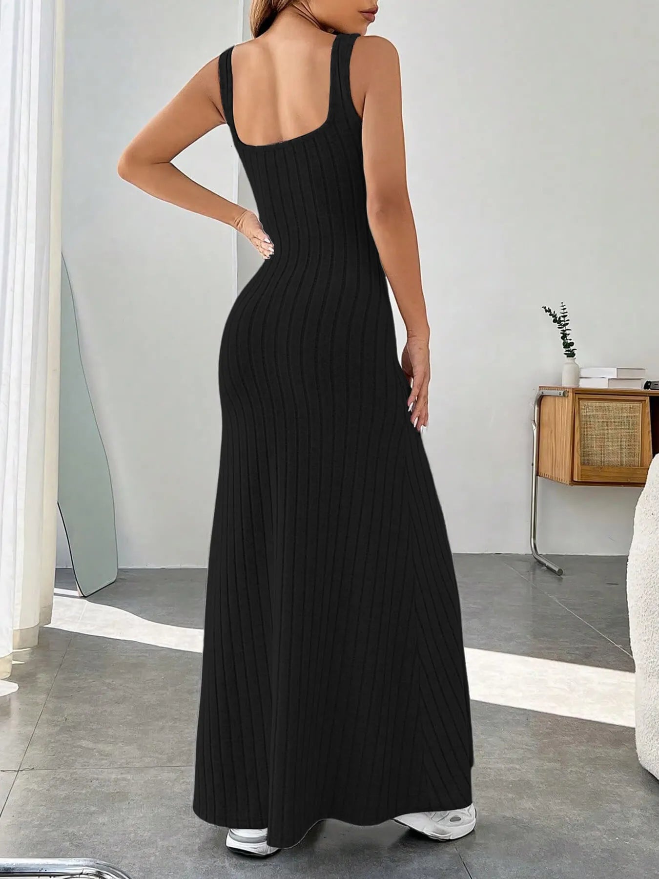 Ribbed Knit Square Neck Sleeveless Maxi Dress