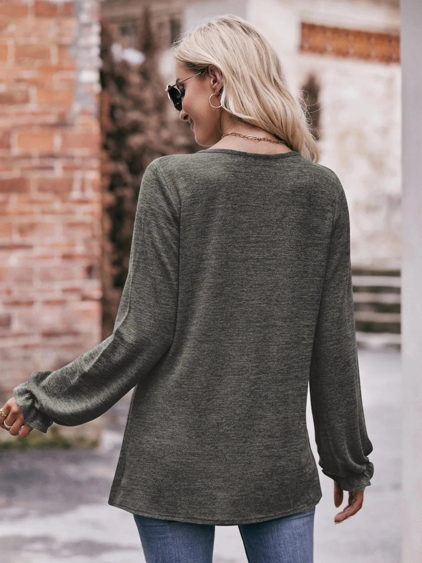 Round Neck Long Sleeve Casual T-Shirt