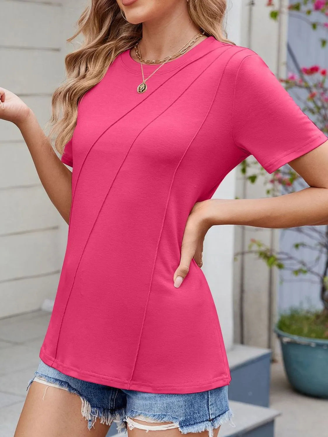 Round Neck Short Sleeve T-Shirt Hot Pink / S