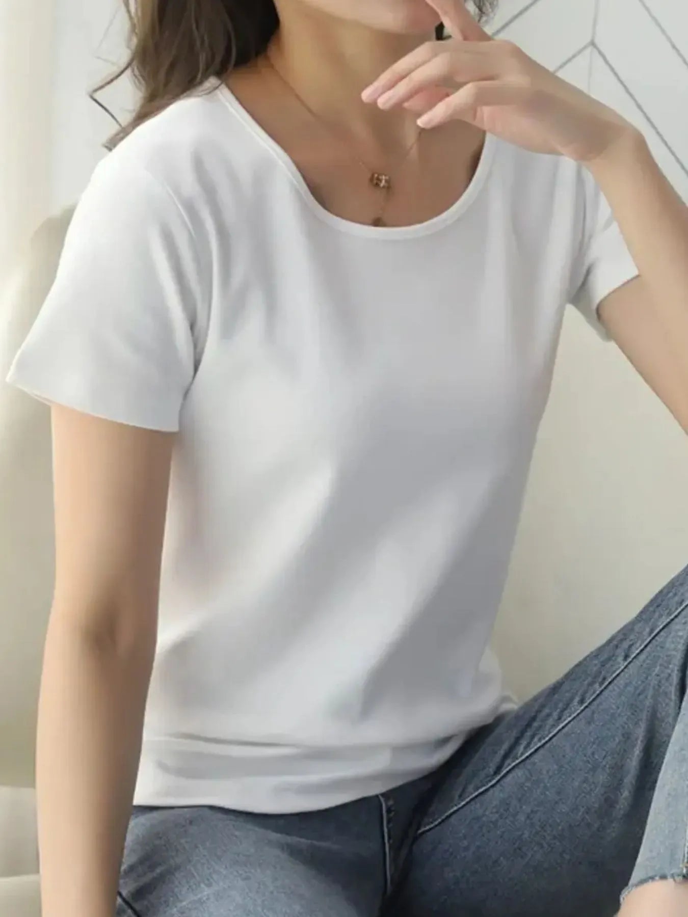 Round Neck Short Sleeve T-Shirt White / M