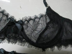 Scalloped Trimmed Floral Mesh Double Strap Panty Set
