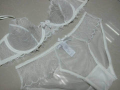 Scalloped Trimmed Floral Mesh Double Strap Panty Set