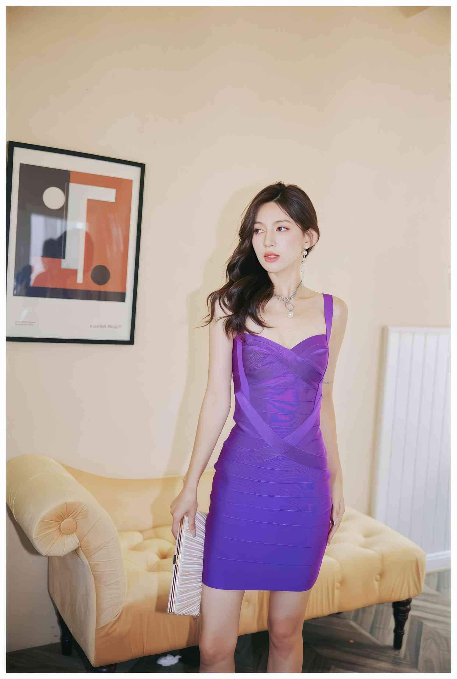 Sculpting Spaghetti Strap Bandage Bodycon Dress