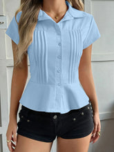 Short Sleeve Button-Up Shirt Light Blue / S