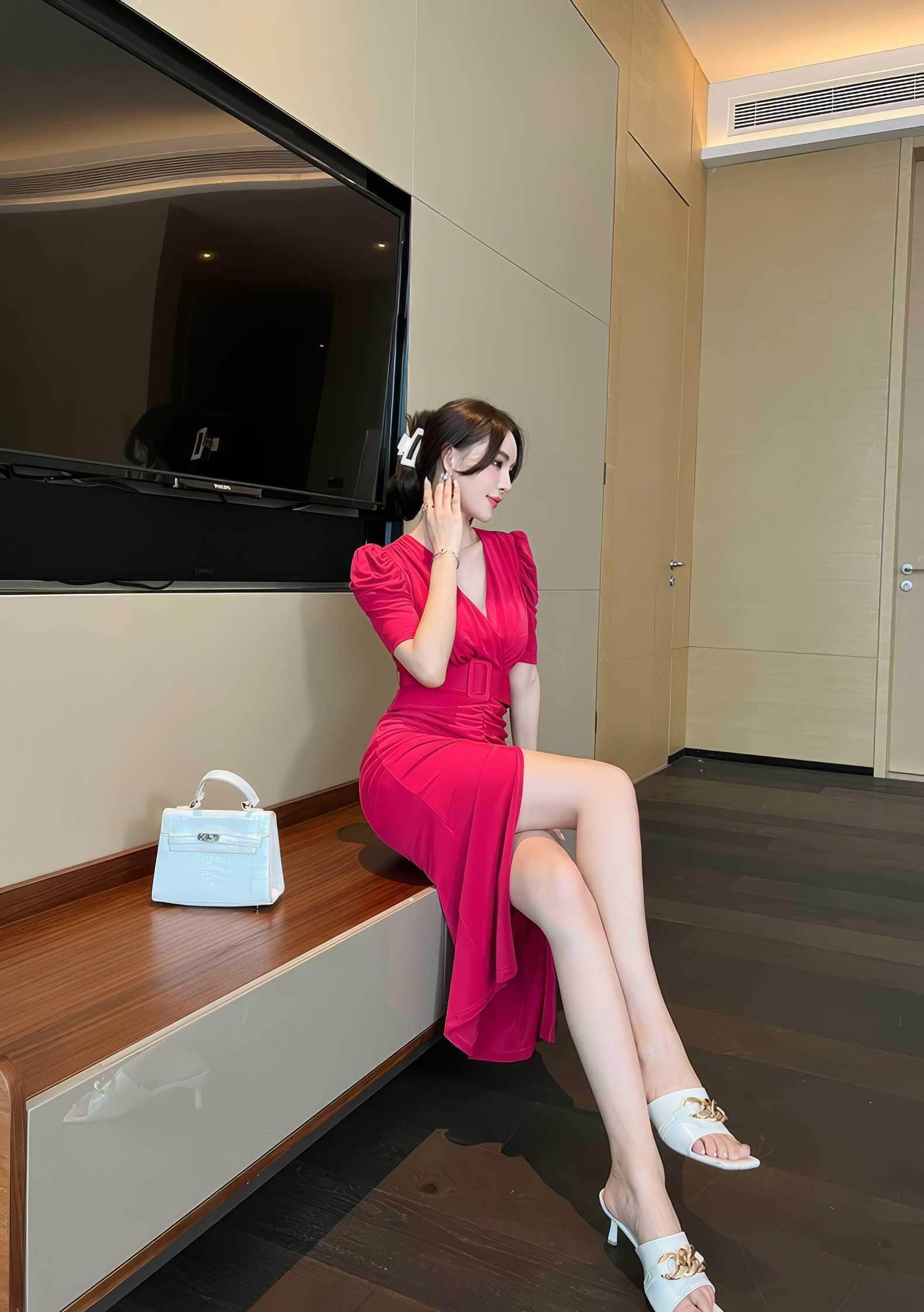 Short Sleeve Front Slit Ruched Belted Dress