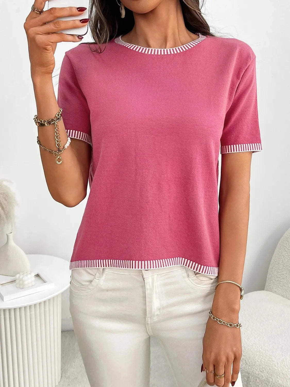 Short Sleeve Round Neck Knit Top