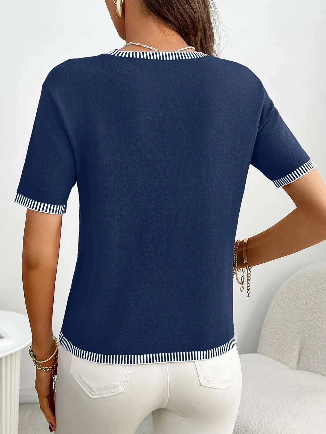 Short Sleeve Round Neck Knit Top