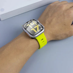 Silicone strap for Apple Watch: compatible with various iWatch sizes