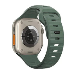 Silicone strap for Apple Watch: compatible with various iWatch sizes