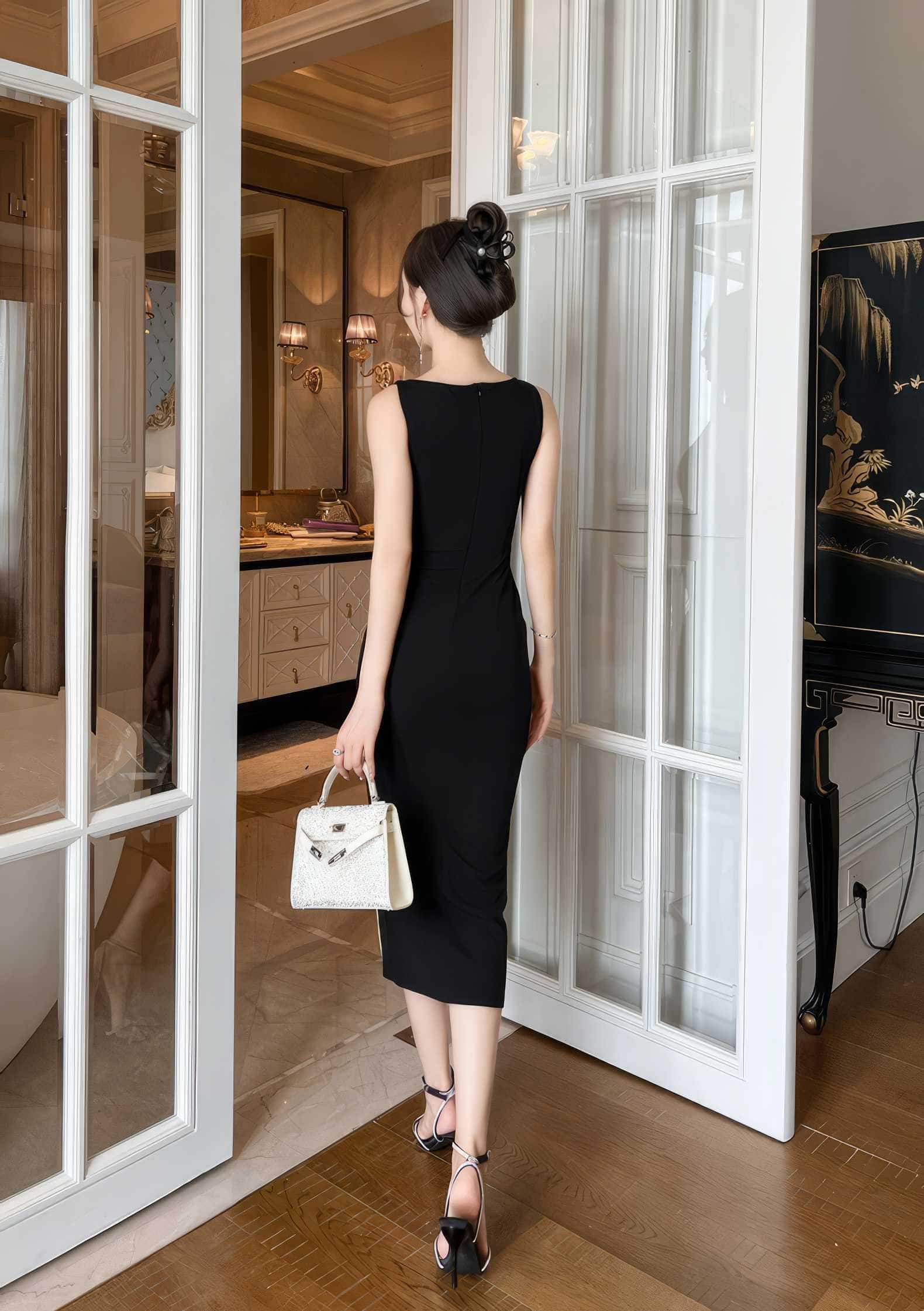 Sleeveless Contrast Stitch Midi Dress