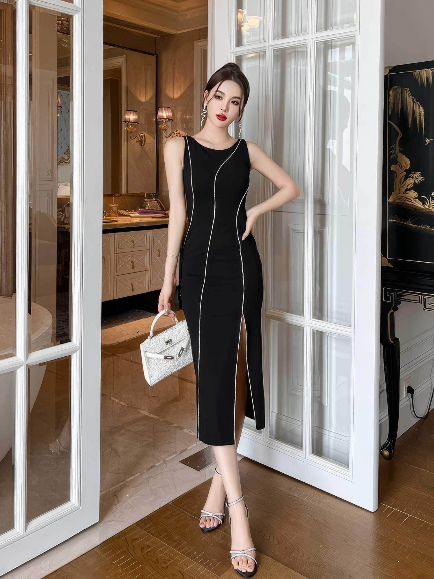 Sleeveless Contrast Stitch Midi Dress
