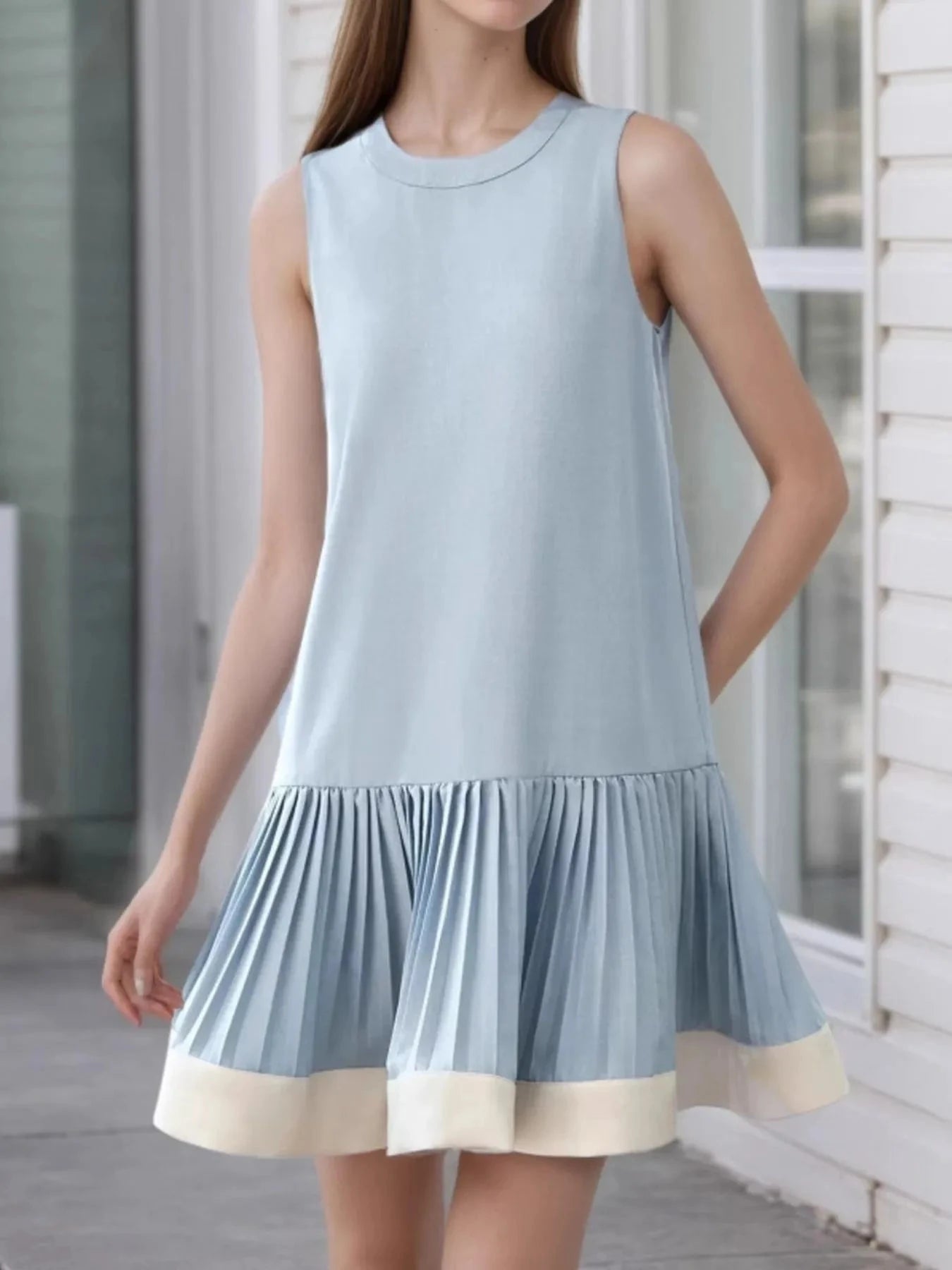 Sleeveless Pleated Hem Dress
