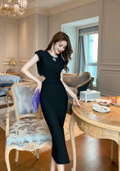 Sleeveless Round Neck Cut-Out Midi Dress