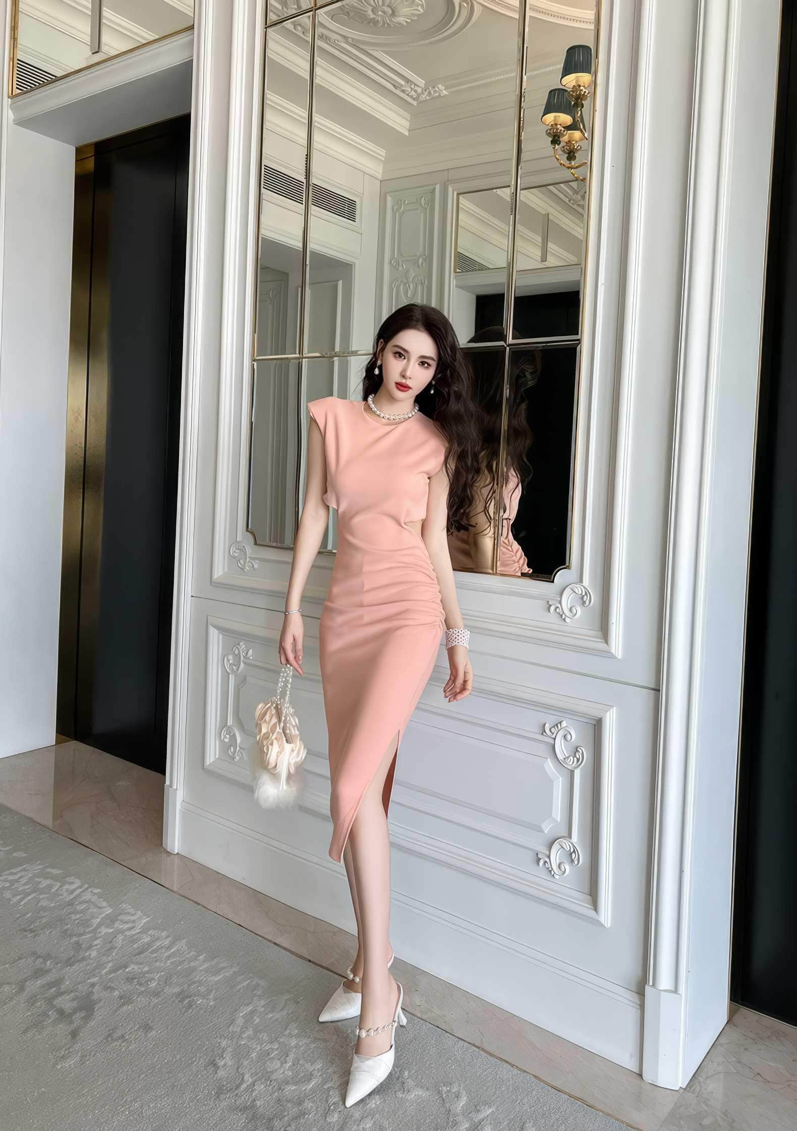 Sleeveless Round Neck Cut-Out Midi Dress