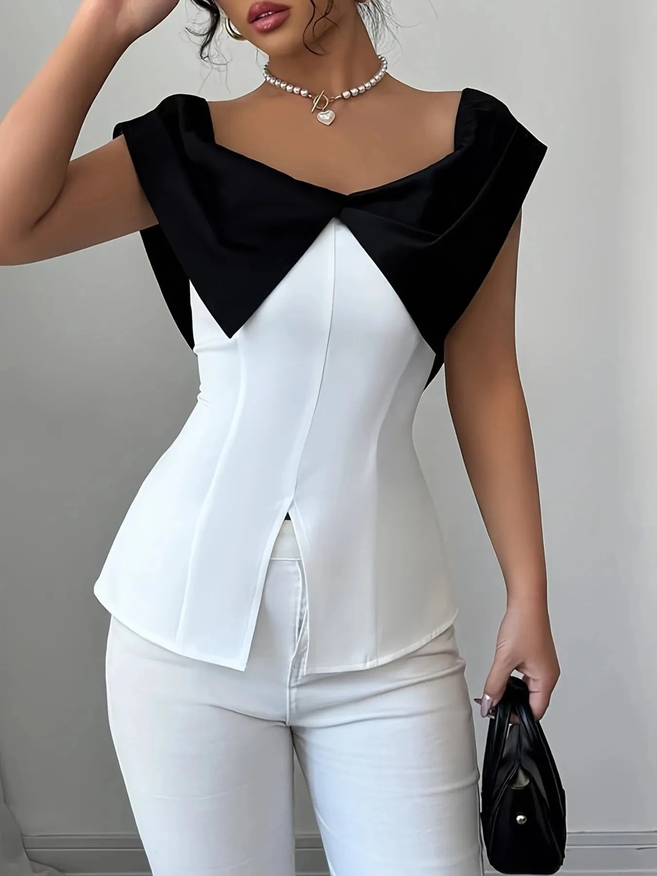 Slit Contrast Cap Sleeve Blouse
