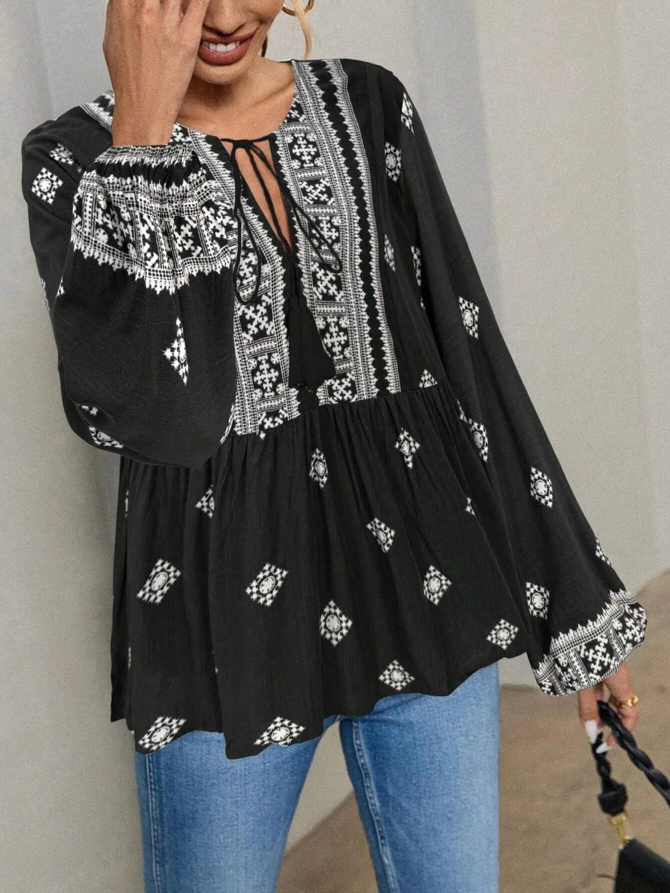 Tie Front Long Sleeve Blouse Black / S