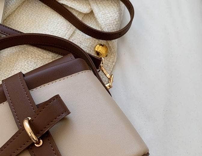 Vintage Crossbody Shoulder Handbag with Flurry Accessory
