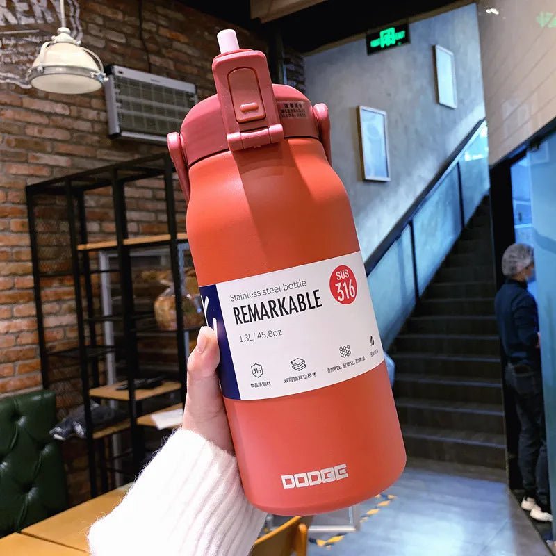 1300ML Thermal Water Bottle red / 1300ml