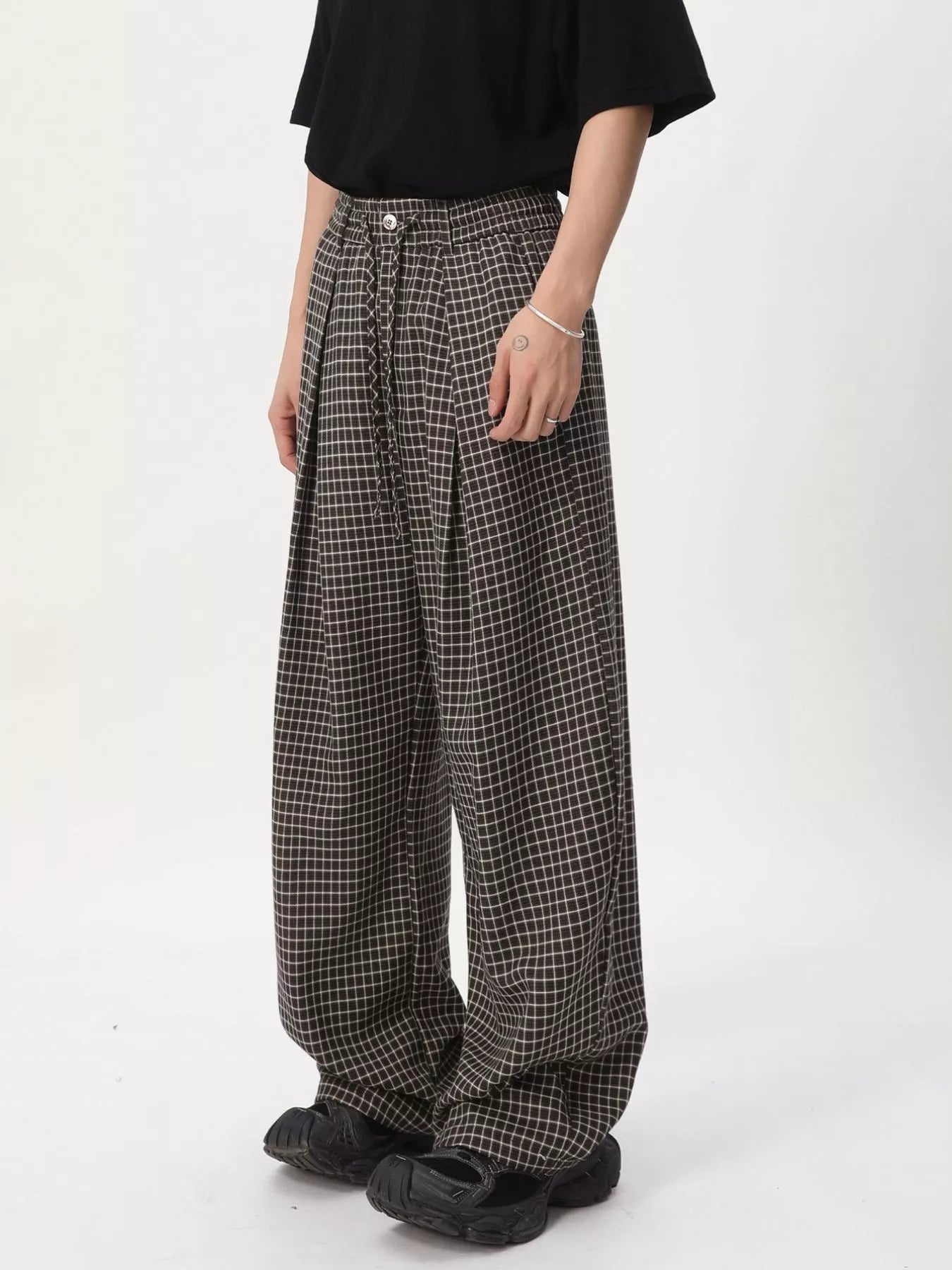 mens-plaid-wide-leg-pants-04