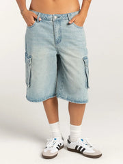 Women's mid-rise denim shorts with buttons and pockets.