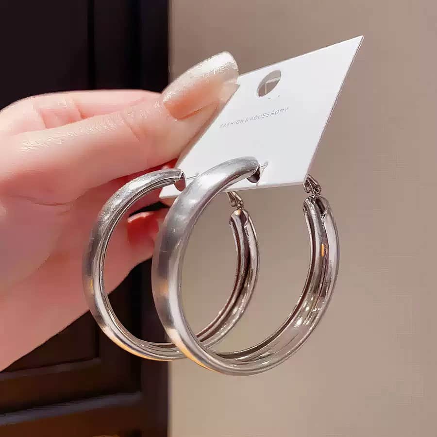 18k White Gold Chunky Hoop Earrings