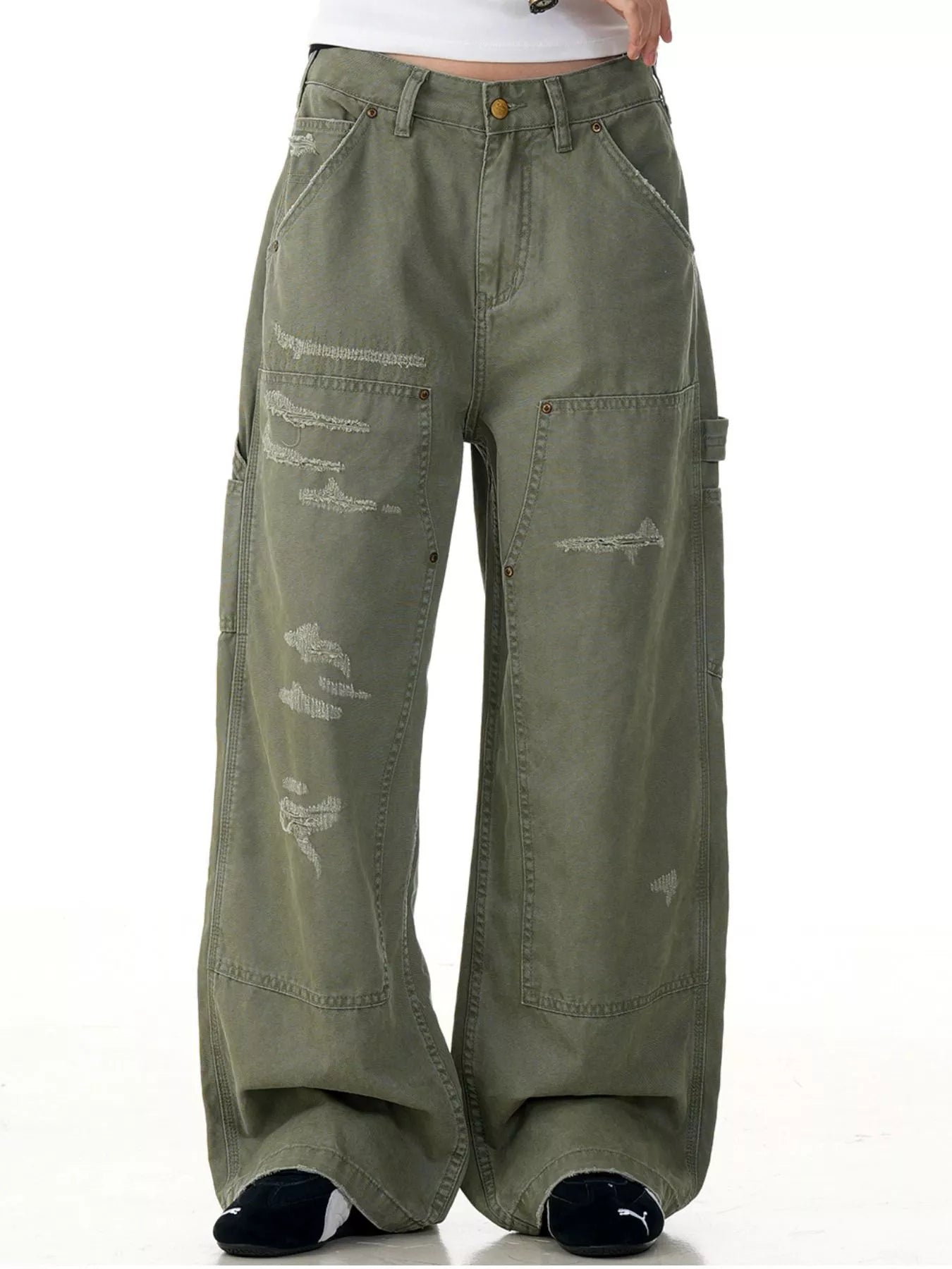 mens-distressed-wide-leg-carpenter-pants-02