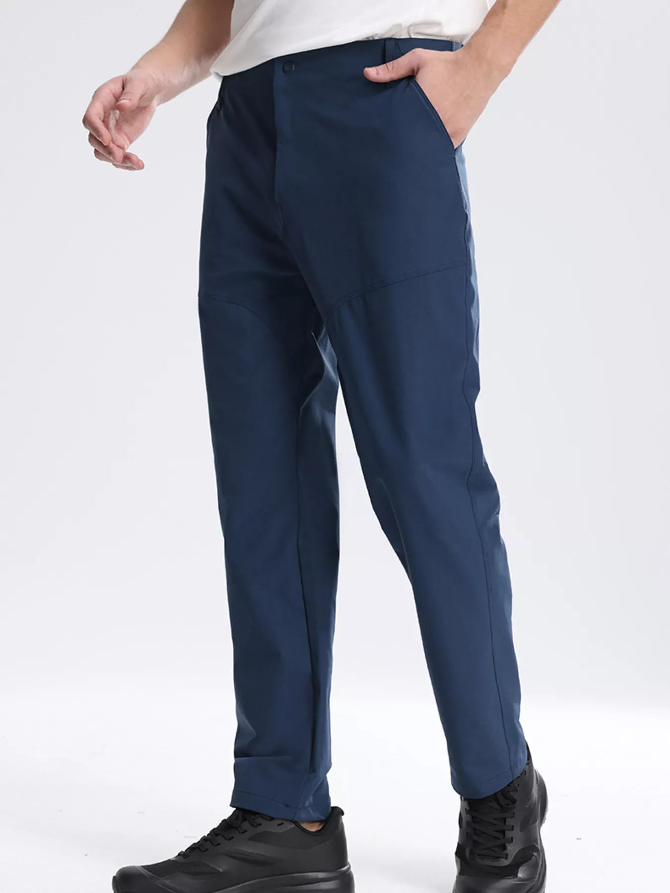 mens-plus-size-lightweight-pocketed-pants-02
