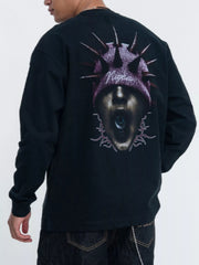 Men's long-sleeve graphic T-shirt made from pure cotton fabric.