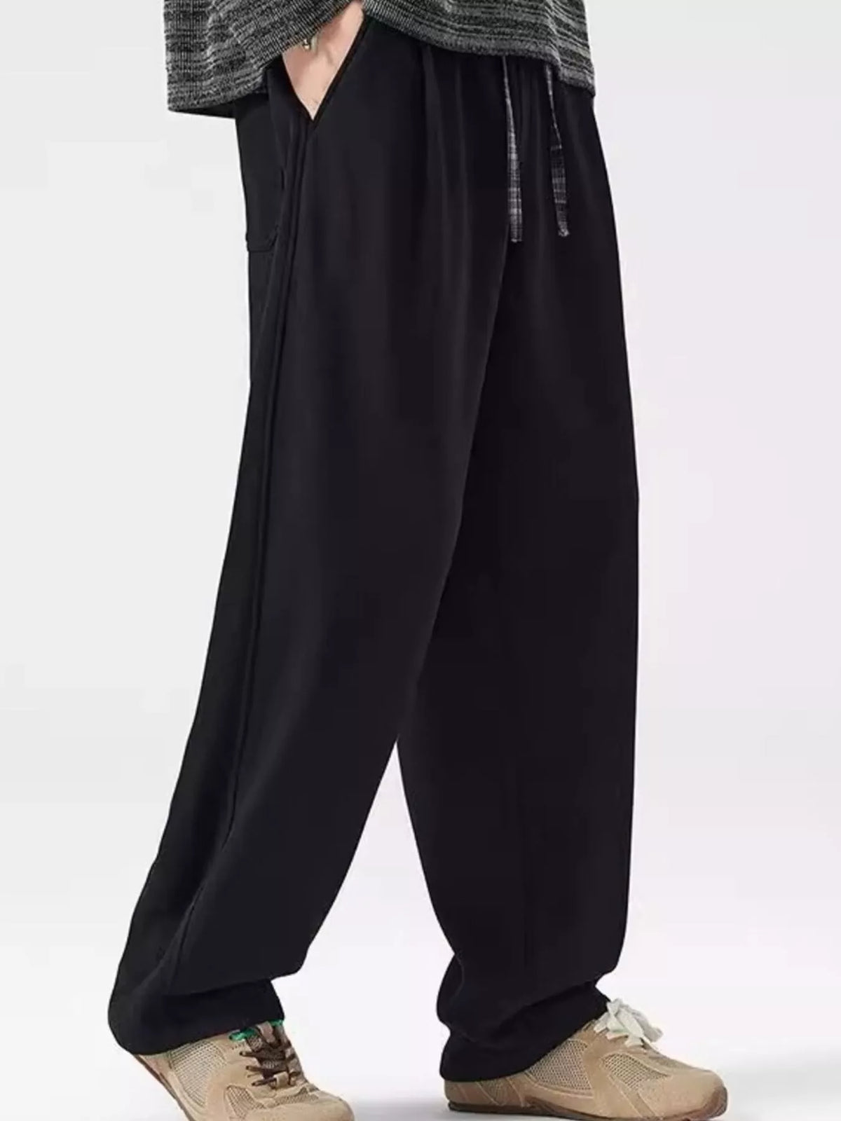 mens-plus-size-loose-fit-drawstring-casual-pants-01