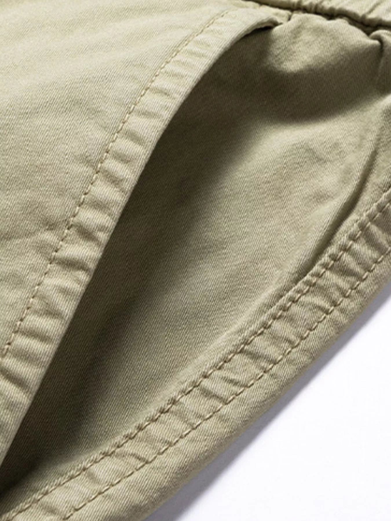 mens-cargo-pants-with-multiple-pockets-08
