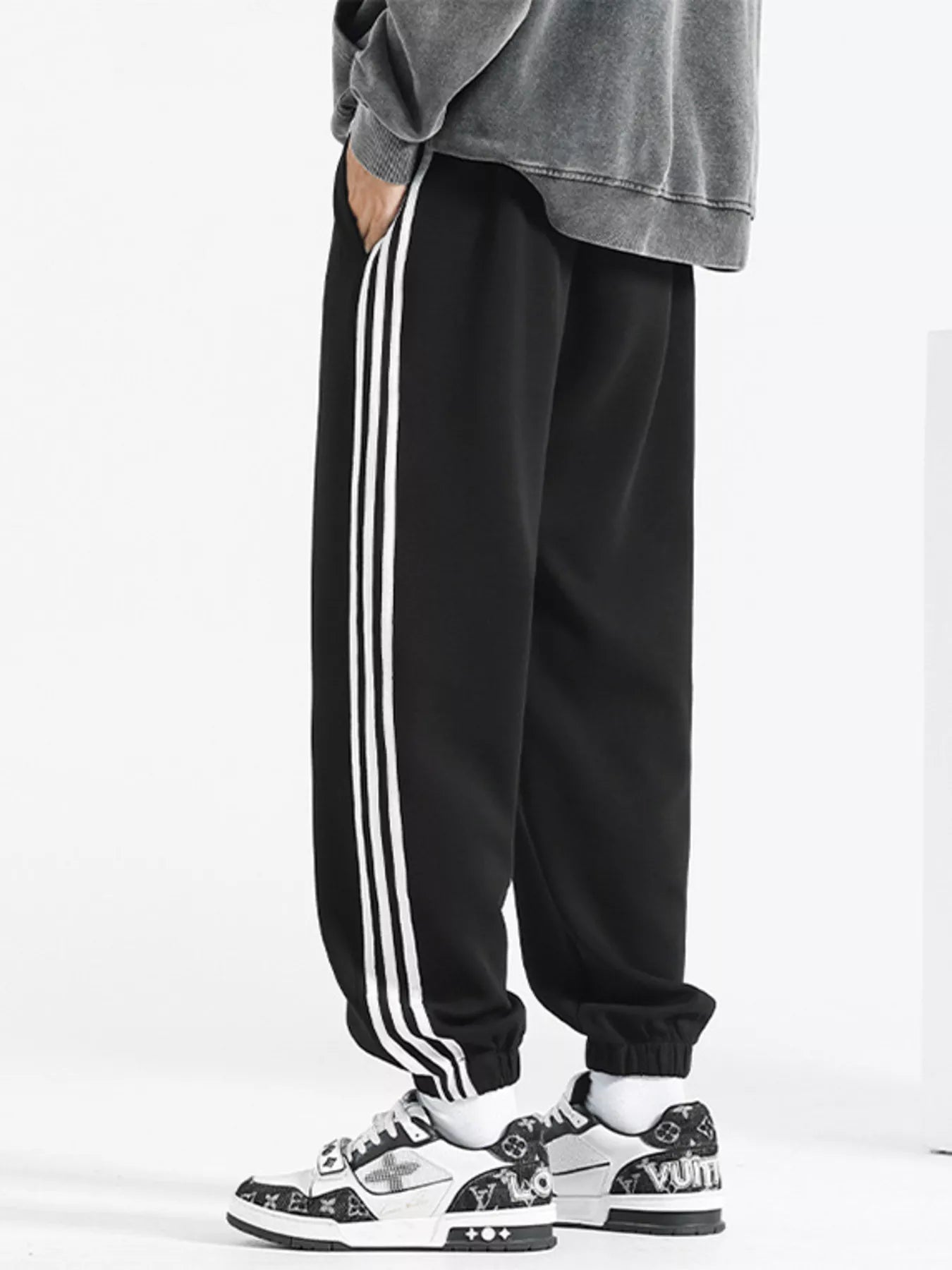 mens-plus-size-casual-loose-fit-striped-pants-02