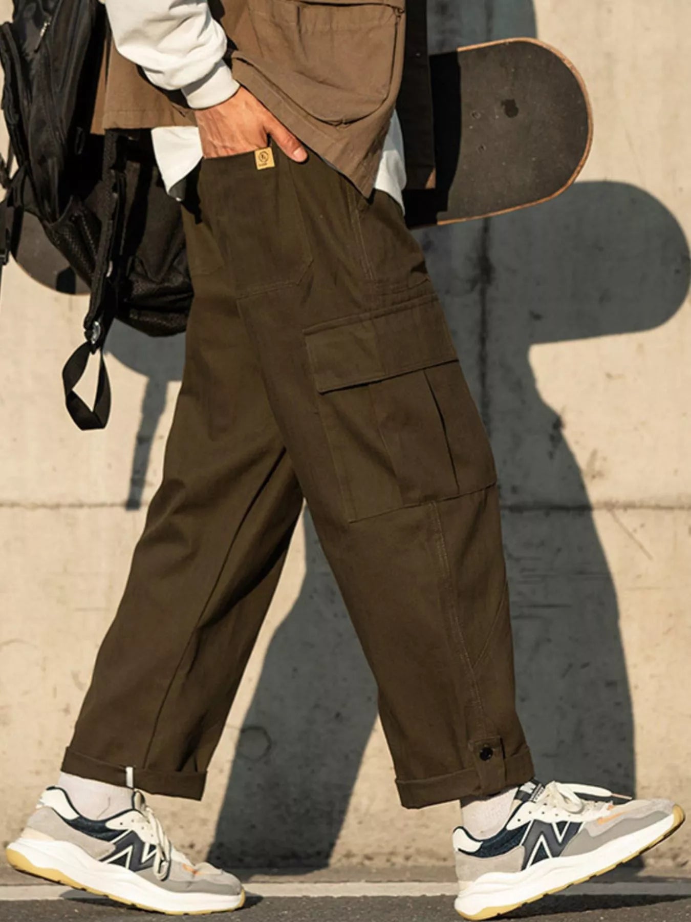 mens-plus-size-casual-loose-fit-cargo-pants-05