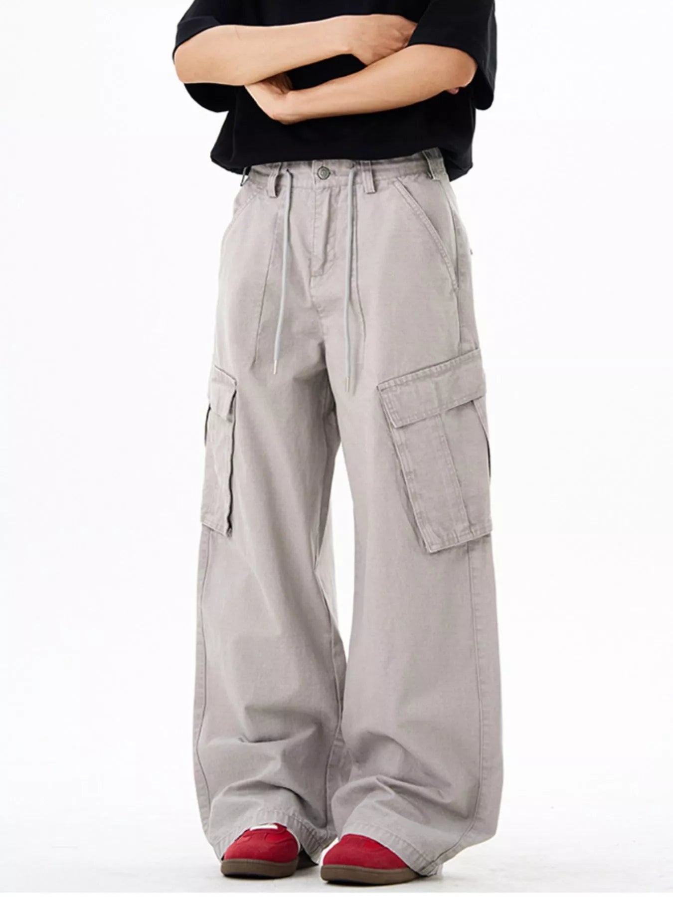 mens-wide-leg-cargo-pants-02