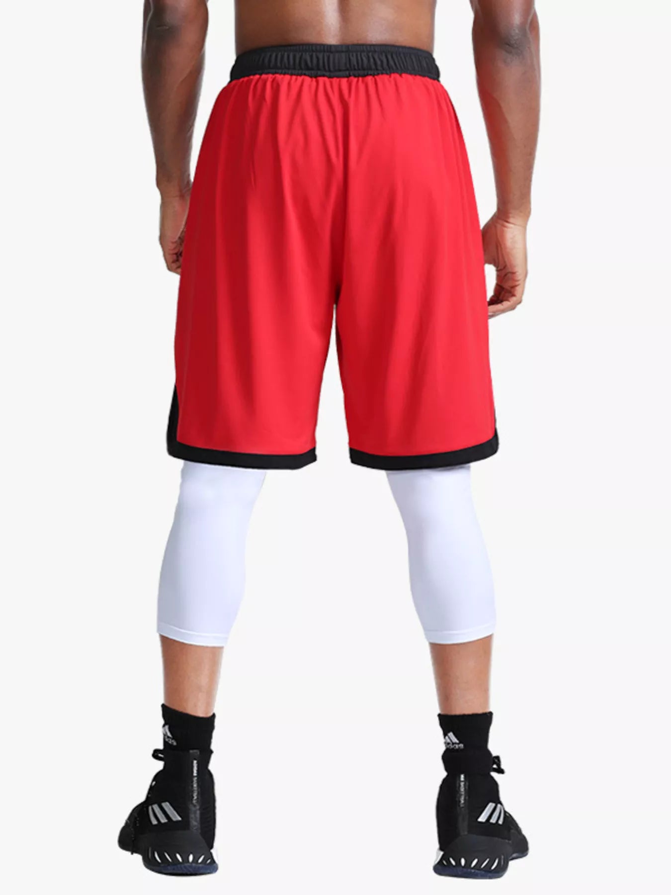 Men's quick-dry active shorts with pockets.