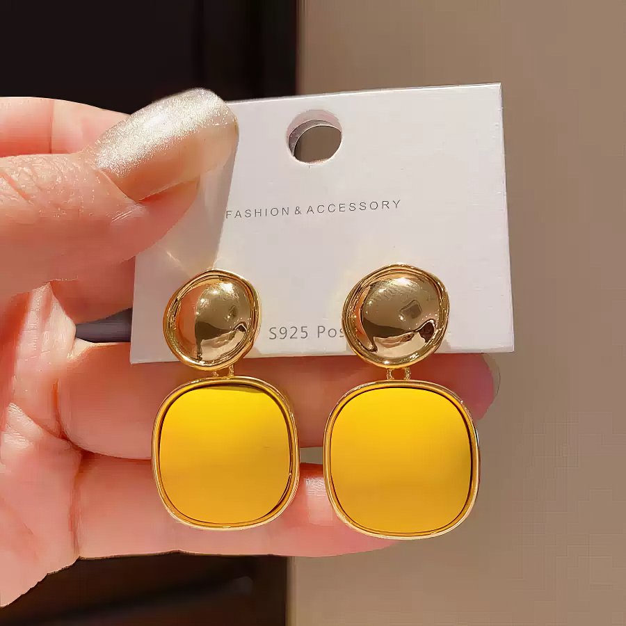Gold Tone Drop Earrings with Round Top