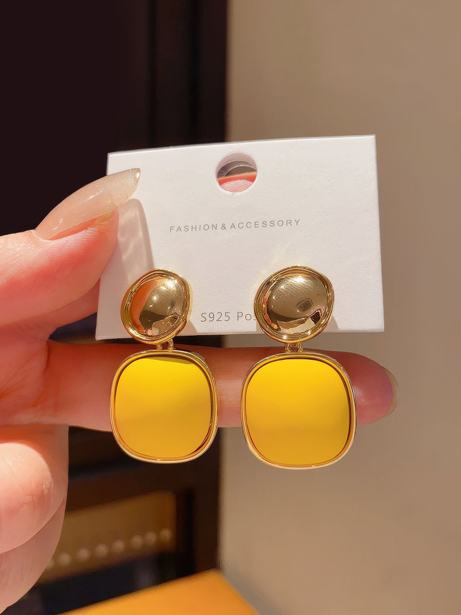 Gold Tone Drop Earrings with Round Top