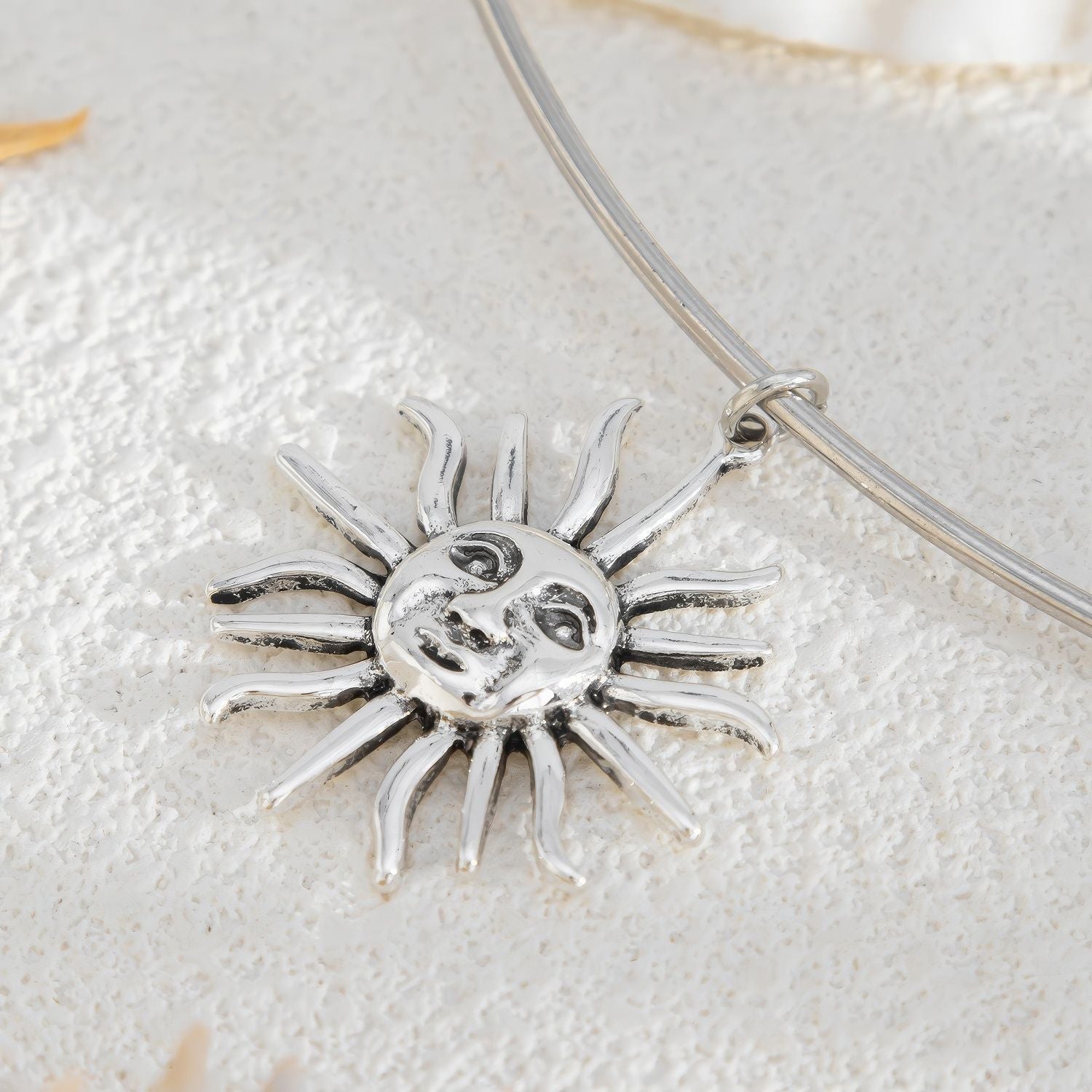 Happy Sun Pendant Wire Choker Necklace
