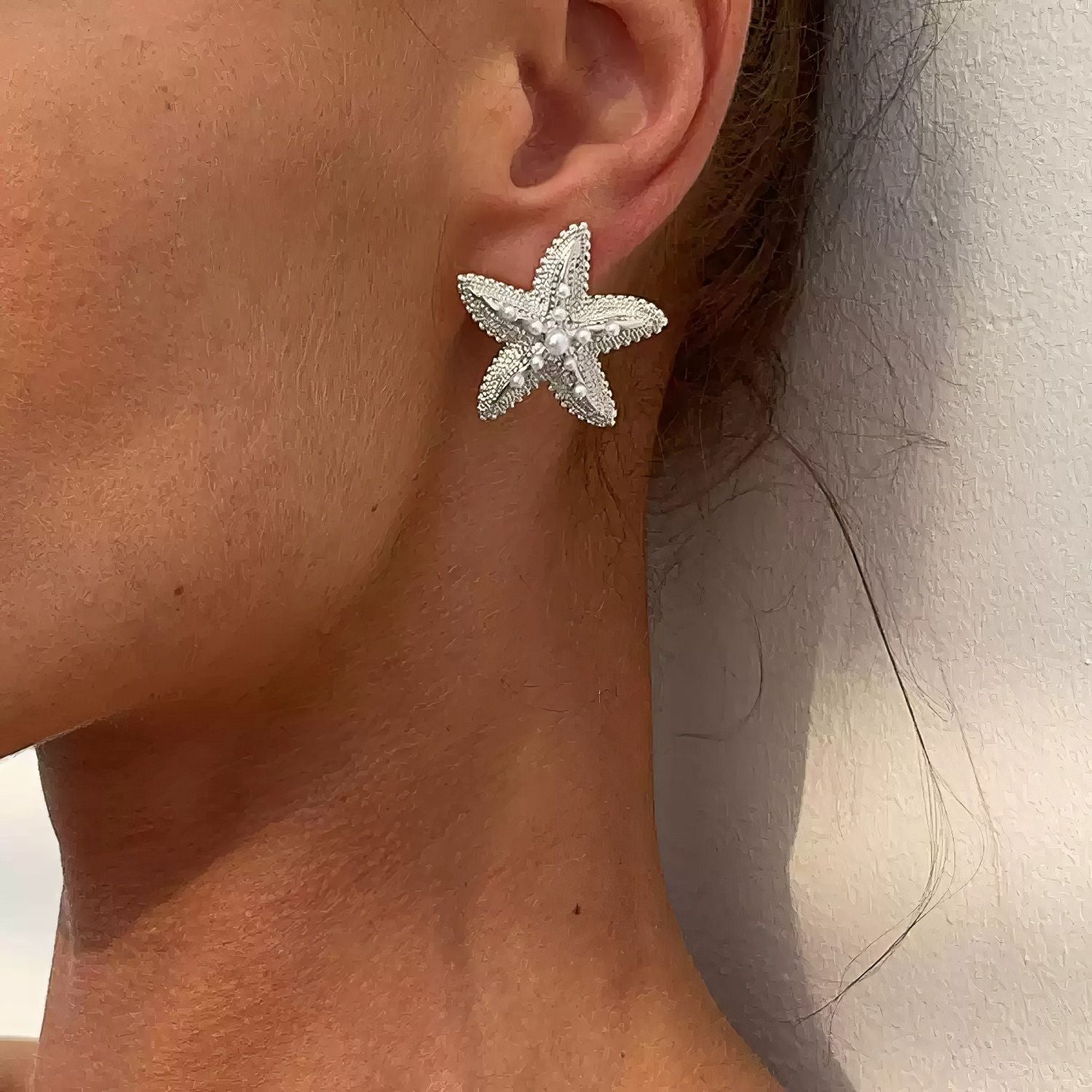 Large Textured Gold-Tone Starfish Stud Earrings with Faux Pearl Accents