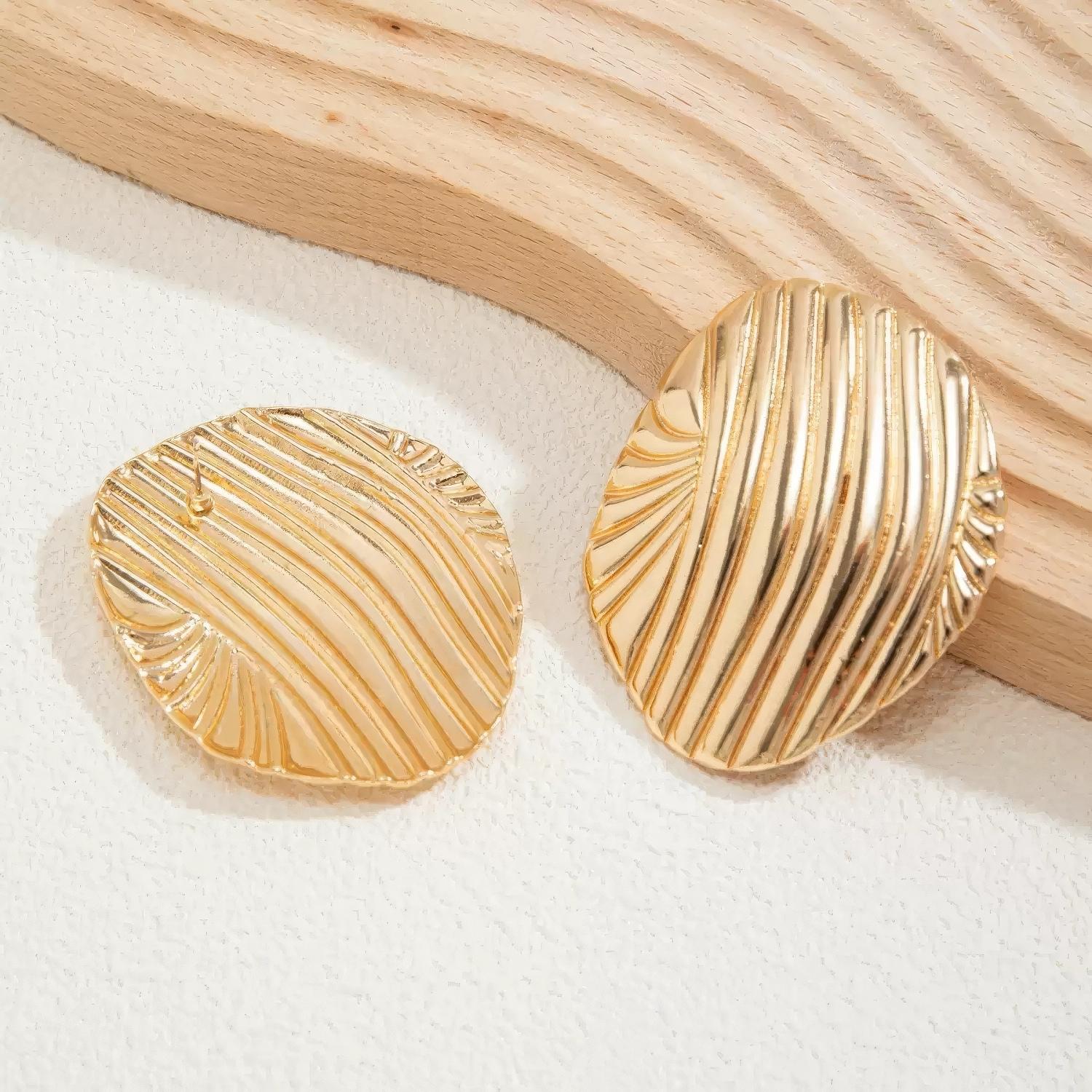 Sculptural Ribbed Shell Stud Earrings