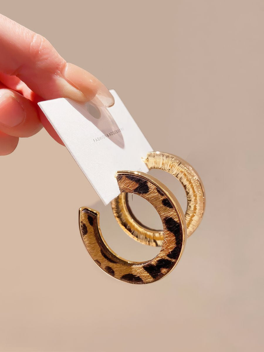 Statement Chunky C-Shaped Hoop Earrings with Leopard Print Inlay