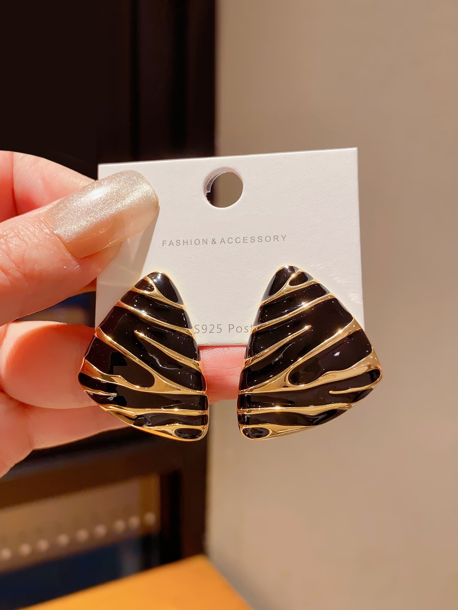 Stylish Patterned Triangle Stud Earrings