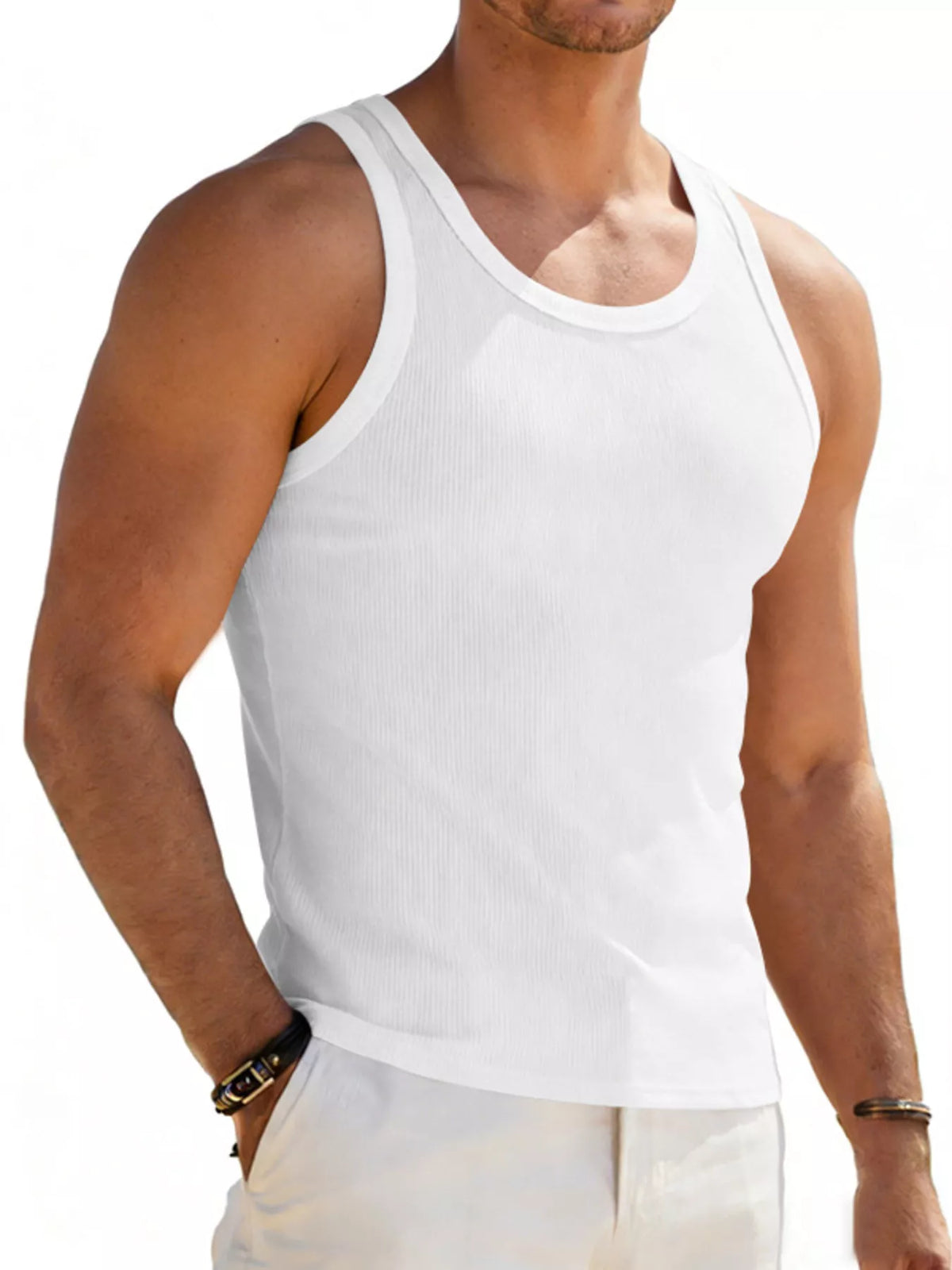 Men's round-neck tank top made from slightly stretchy polyester fabric.