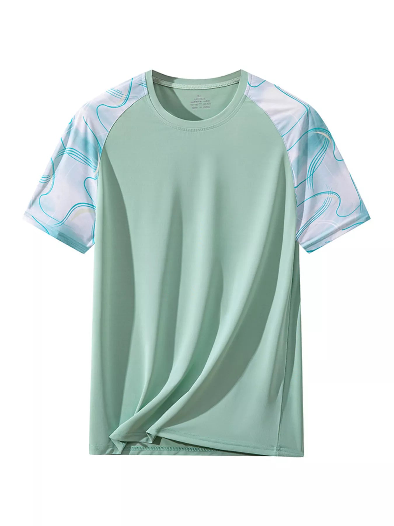 Men's lightweight color-block T-shirt made from a slightly stretchy cotton-spandex blend.