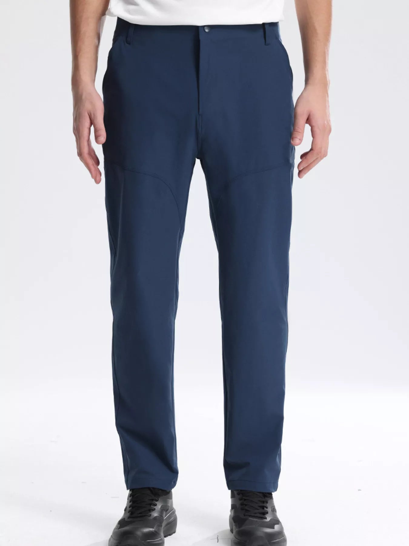 mens-plus-size-lightweight-pocketed-pants-01