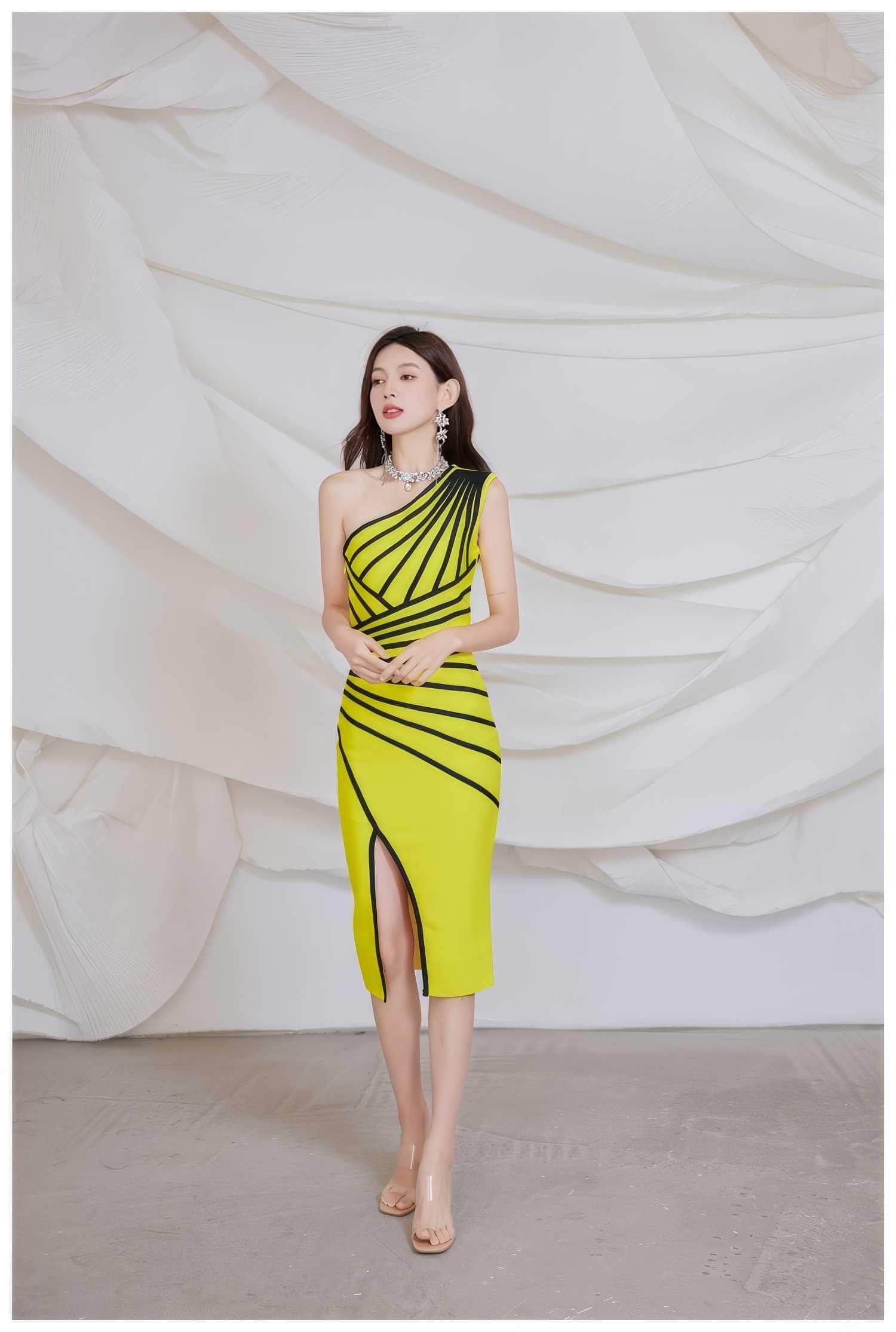 Asymmetrical Front Slit Striped Bandage Dress
