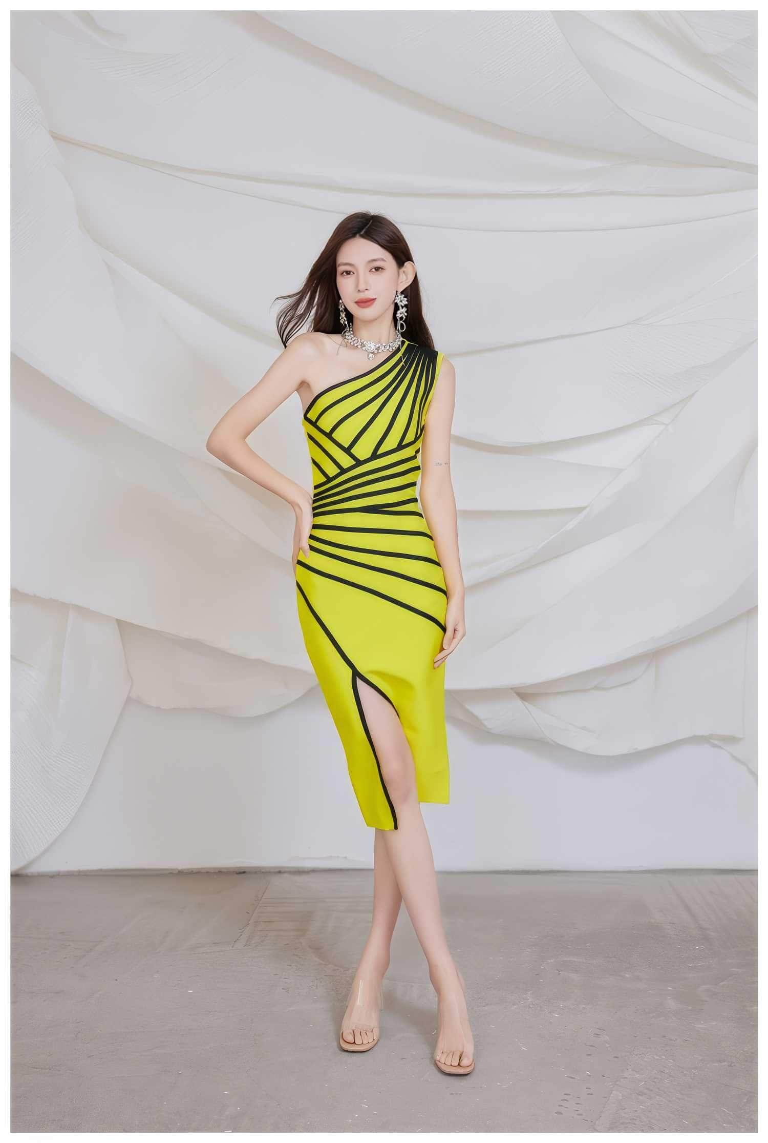 Asymmetrical Front Slit Striped Bandage Dress
