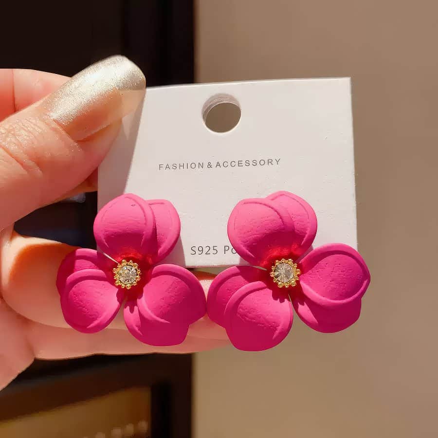Bold Fuchsia Pink Matte Finish Flower Stud Earrings Pink
